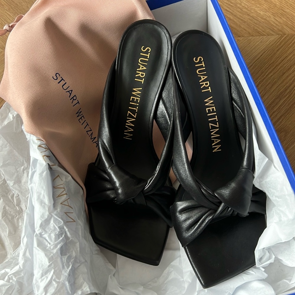 NWT Stuart Weitzman Playa leather sandals, 6.5